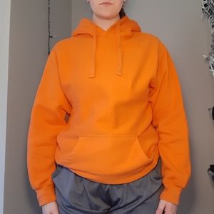 Plain orange crewneck